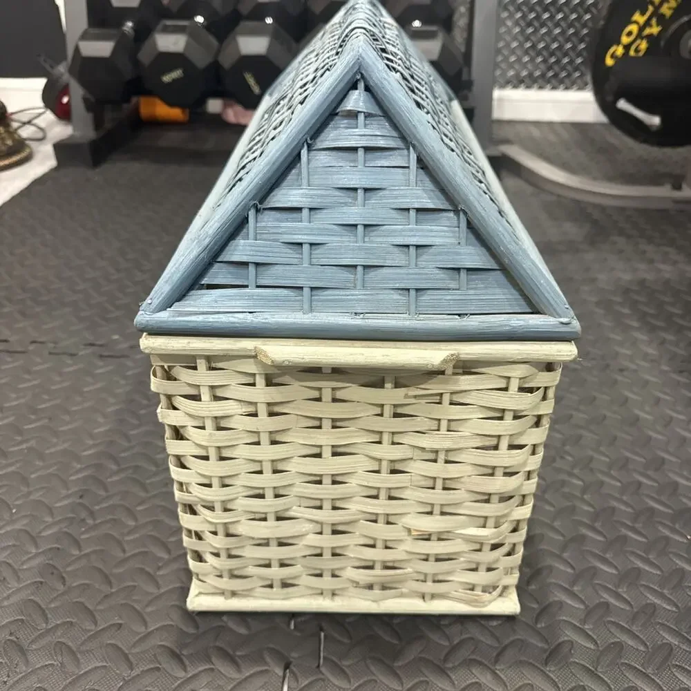 Vintage Cottage House Shaped Wicker Basket Storage Hamper *